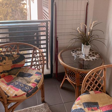 Apartment 2 Rooms Luxury Bukarest Exteriör bild